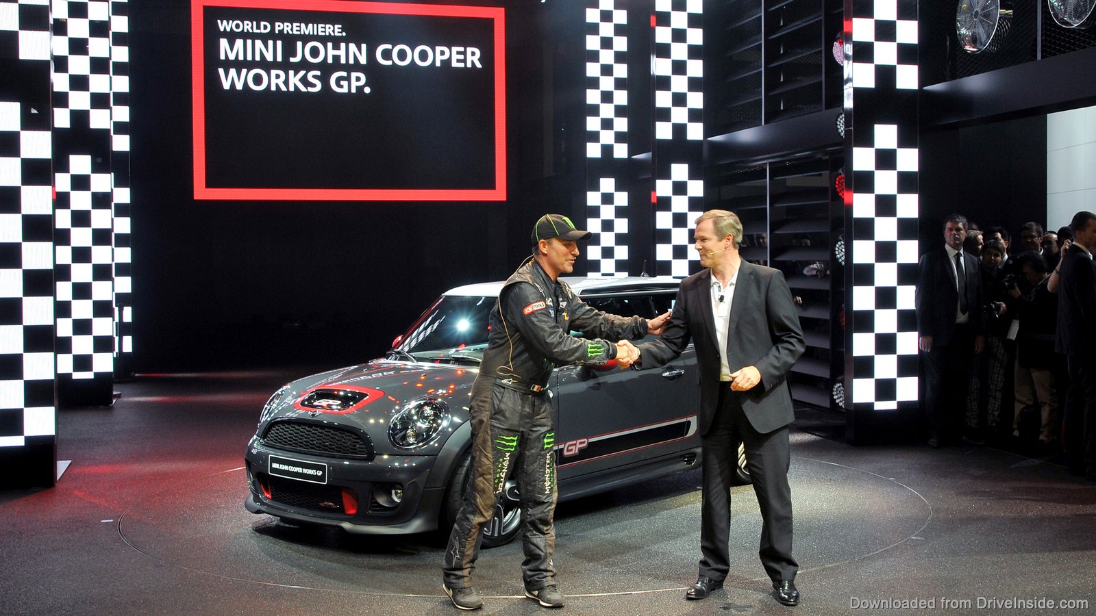 Mini dominates Dakar Rally 2013