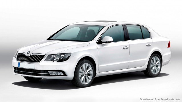 2013 Skoda Superb goes under the Knife 2013 Skoda Superb