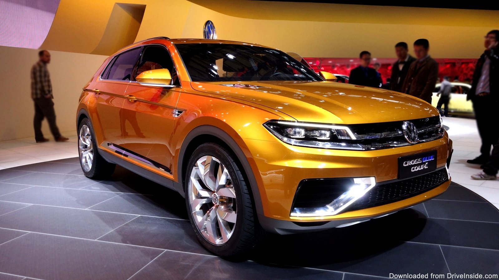 2013 Shanghai Auto Show – Volkswagen reveal CrossBlue Coupe Concept
