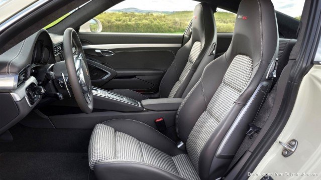 Porsche 911 50 Years Edition interior