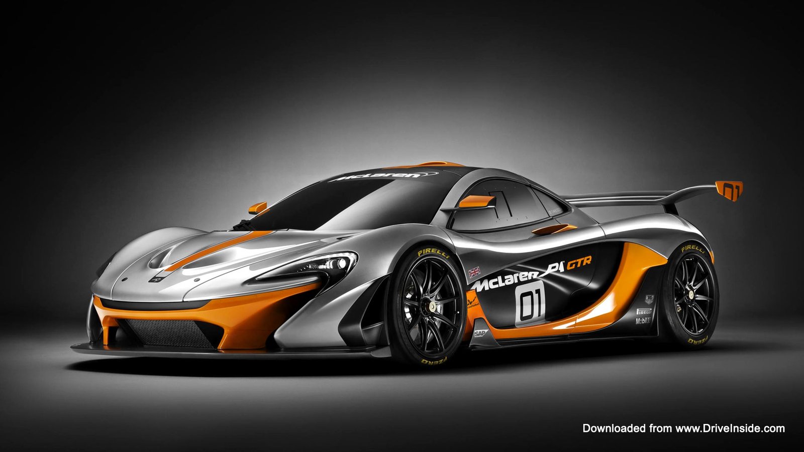 The best driver’s car in the world – McLaren P1 GTR