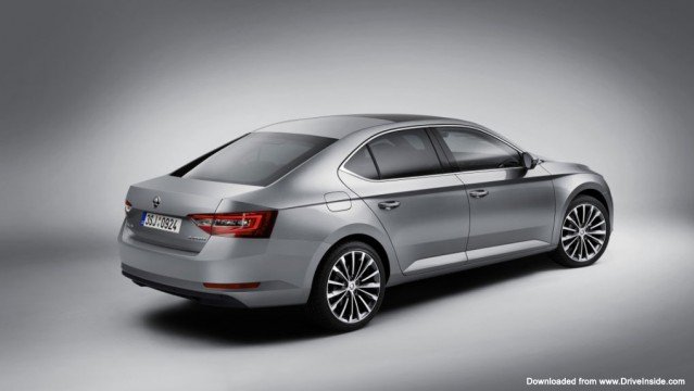 New Skoda Superb rear wallpaper