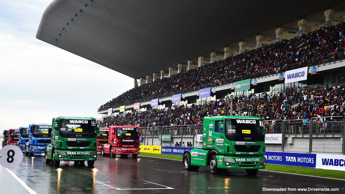 Stuart Oliver captures glory again at the T1 Prima Truck Racing Championship