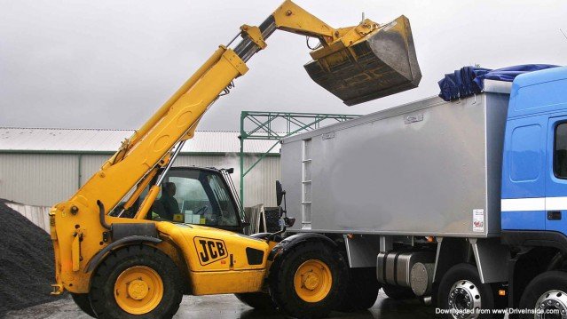 JCB donates diggers worth $1 million to Nepal Quake Zone JCB donates