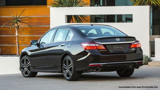 2016 Honda Accord rear