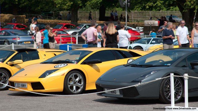 London will criminalize supercar engine revving and loud music Supercar