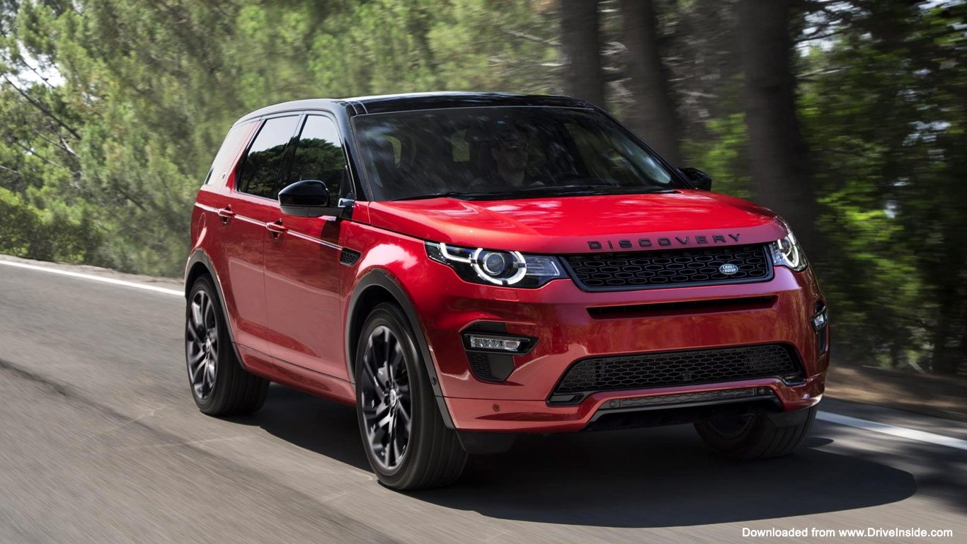 Land Rover showcases Discovery Sport Dynamic