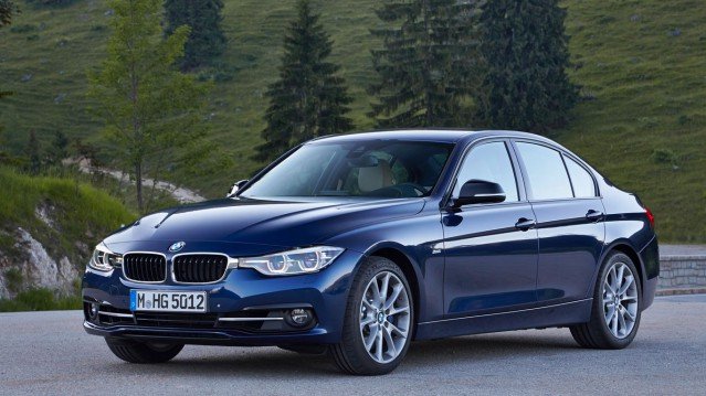 The BMW 3 Series steps forward with the new BMW 320i BMW 320i