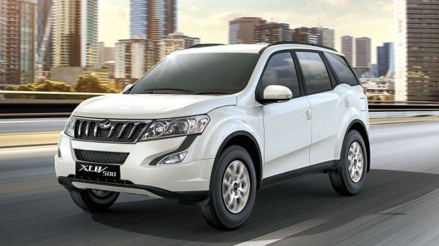 Mahindra Introduces automatic transmission in the W6 variant of XUV500 Mahindra XUV 500