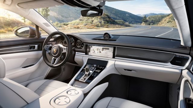 Porsche Panamera-interior