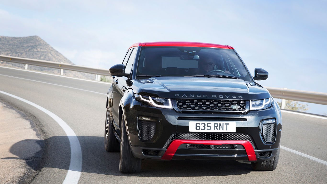 Land Rover introduces new 2017 Range Rover Evoque