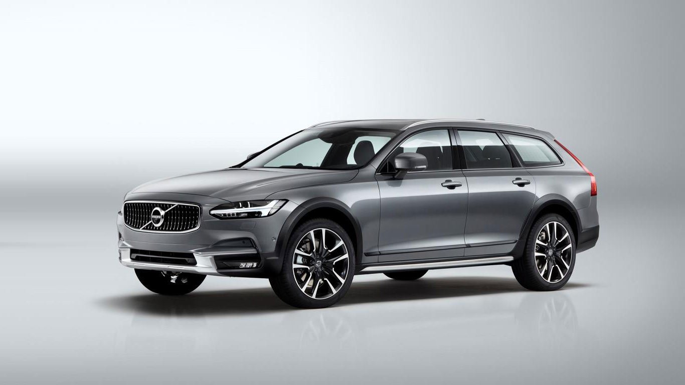 Volvo launches V90 Cross Country in India